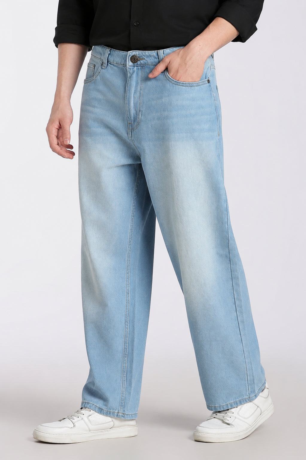 Light Blue 5 Pocketed Boxy Fit Jeans for Men - Image 4