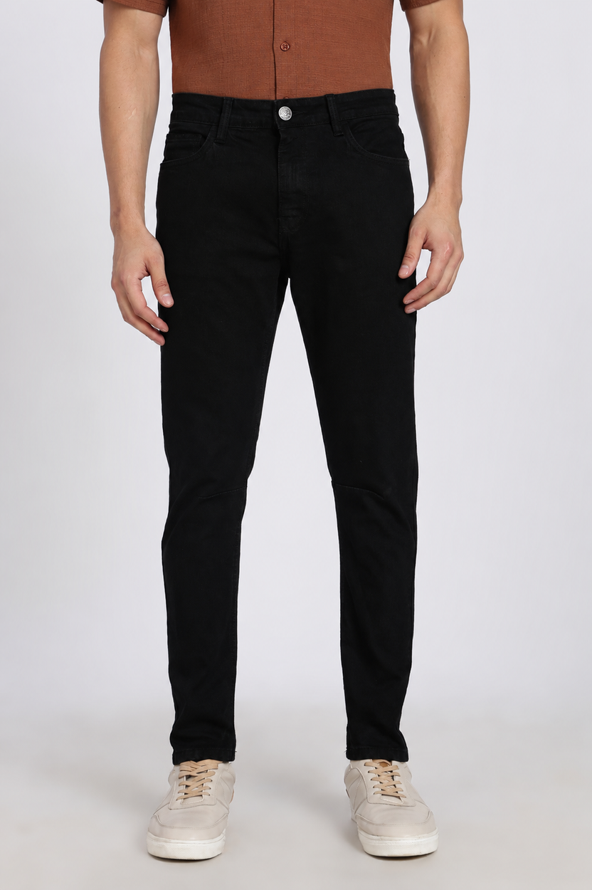 Black Solid Carrot Fit Jeans For Men - Image 2
