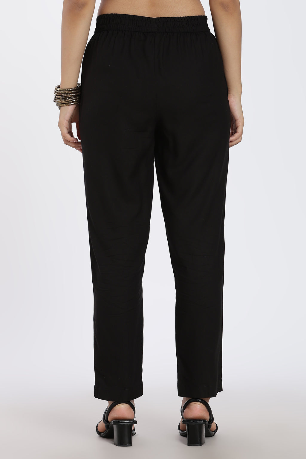 Black Regular Fit Pant With 2 Pocket for Women - Image 5