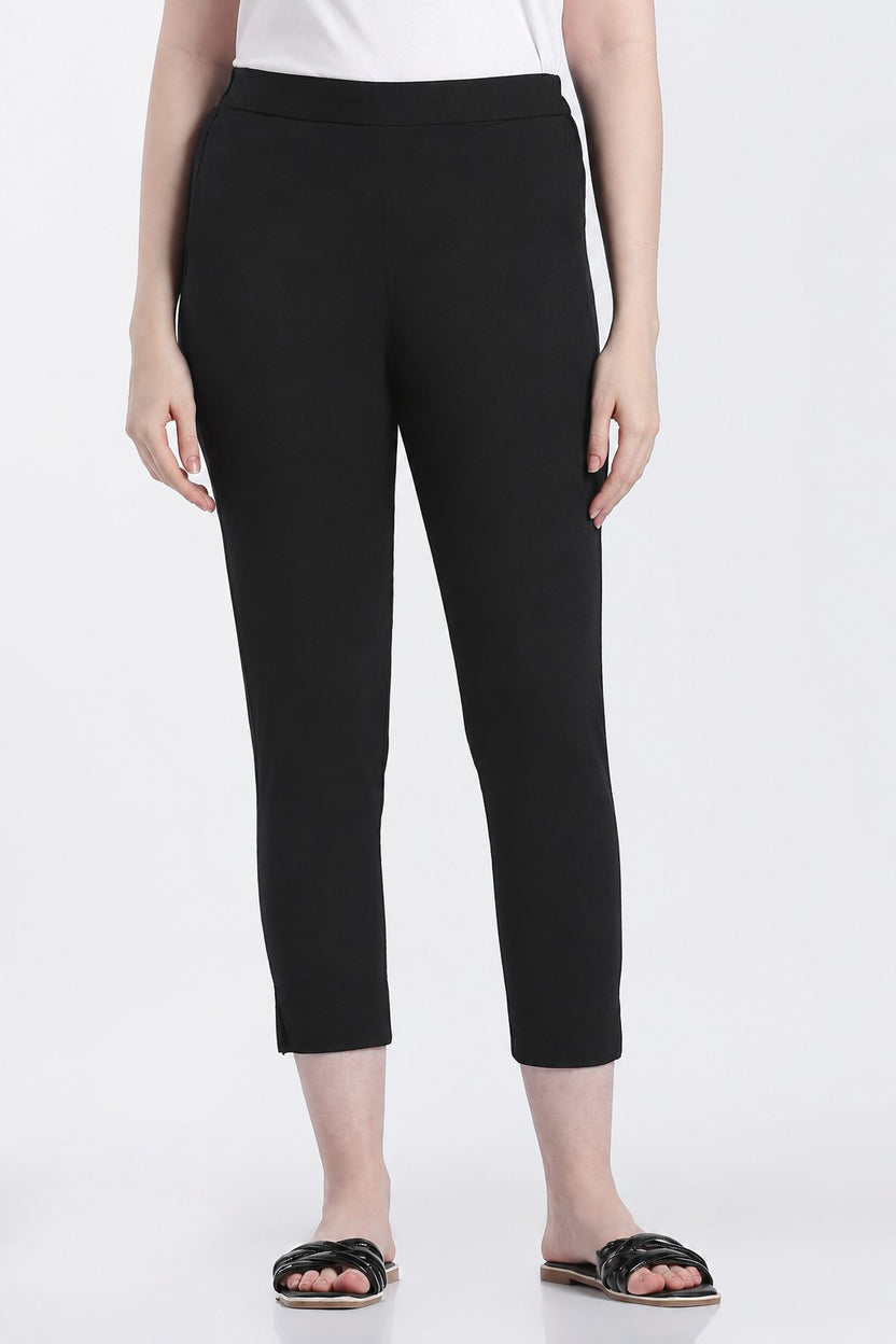 Black Regular Fit Casual Trouser With 1 Pocket for Women - Image 2