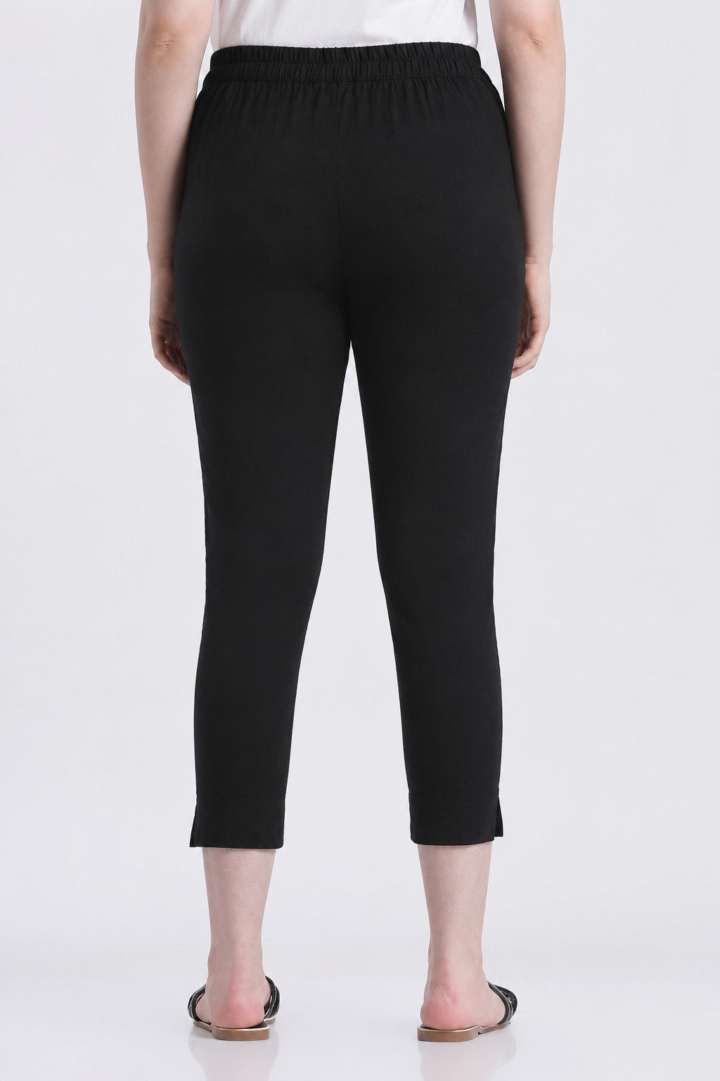 Black Regular Fit Casual Trouser With 1 Pocket for Women - Image 5