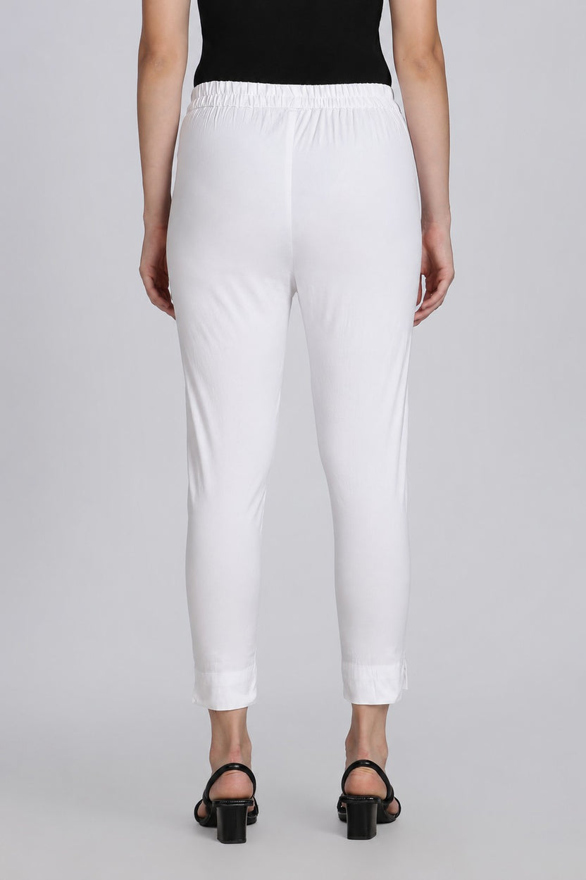 White Solid Slim Fit Pant for Women - Image 5