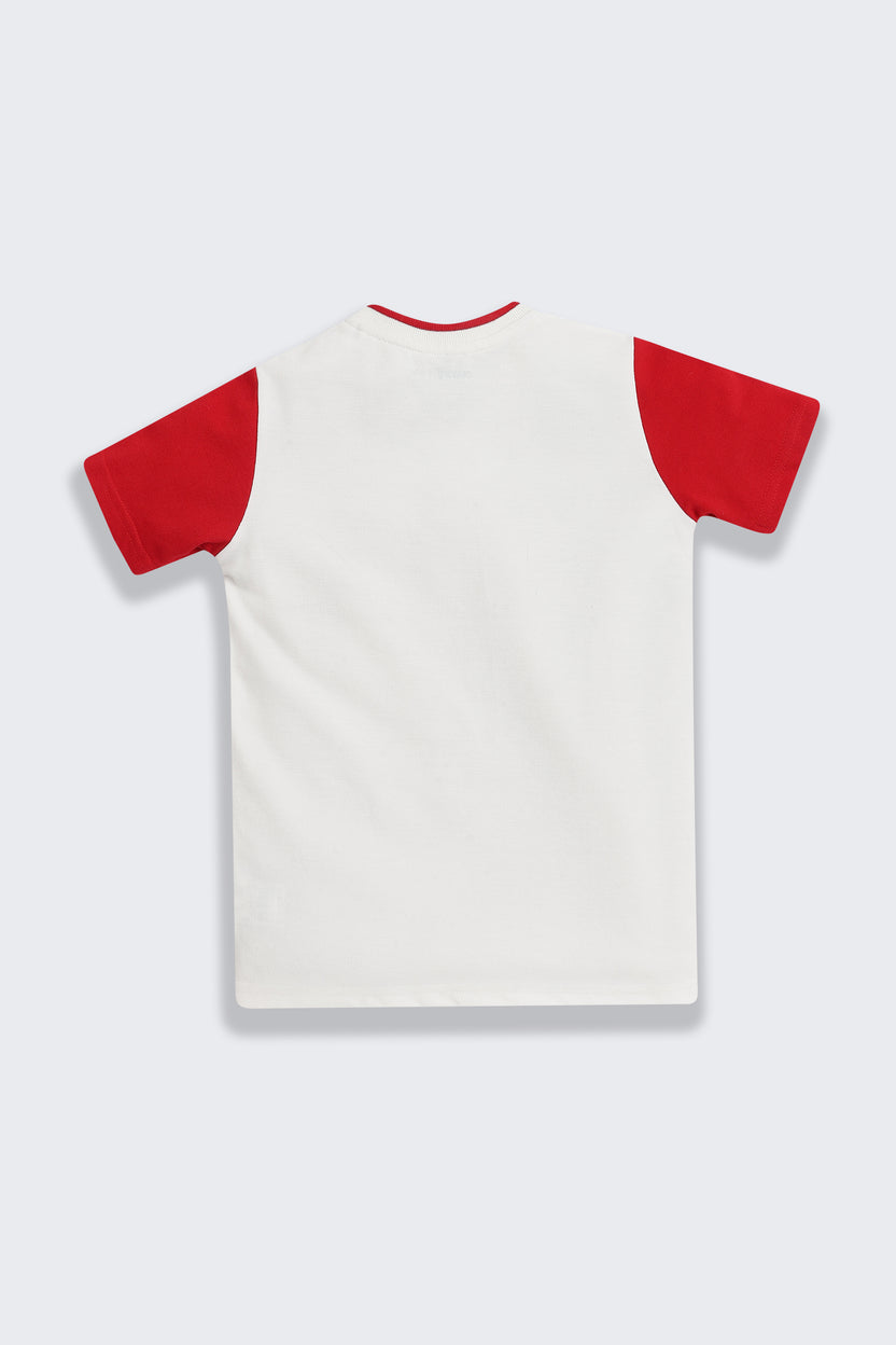 Red Typographic Printed Regular Fit Co-ord Set For Boys - Image 4