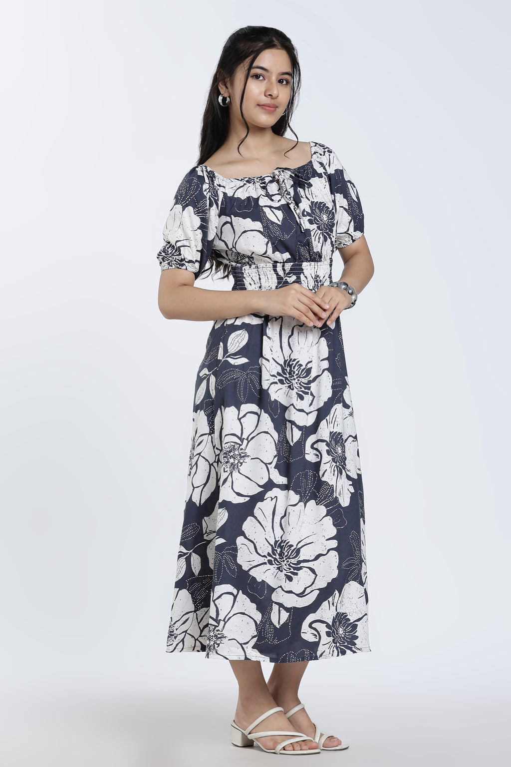 Grey Shirred Flared Fit Dress for Women - Image 4