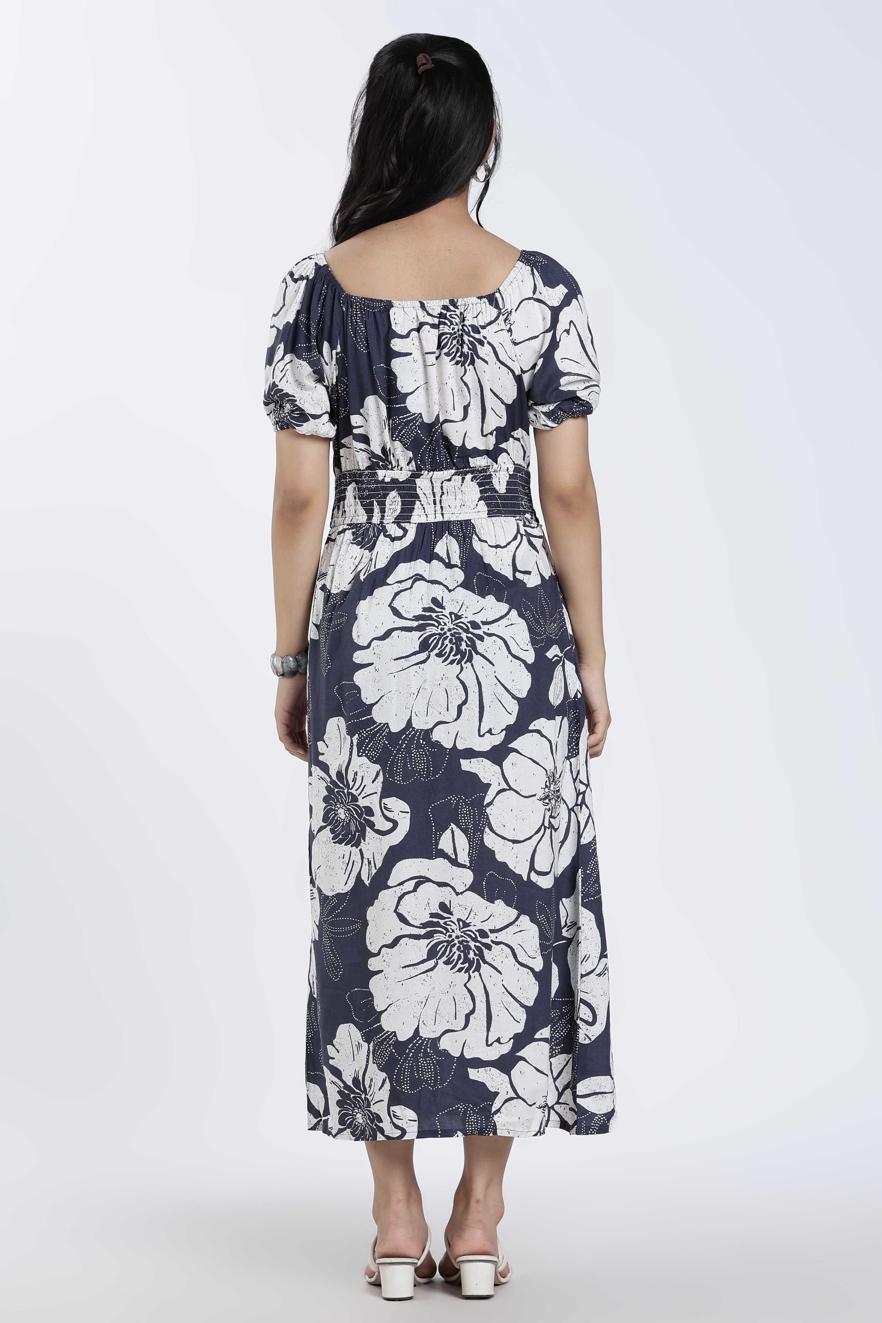 Grey Shirred Flared Fit Dress for Women - Image 5
