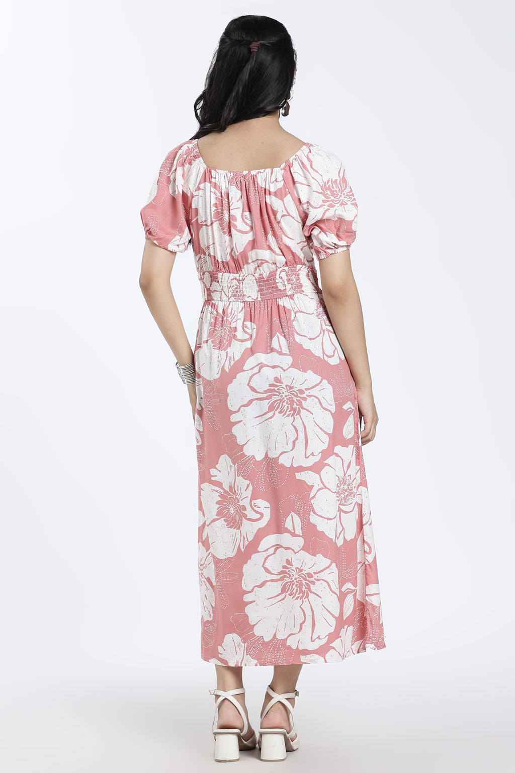 Peach Shirred Flared Fit Dress for Women - Image 5