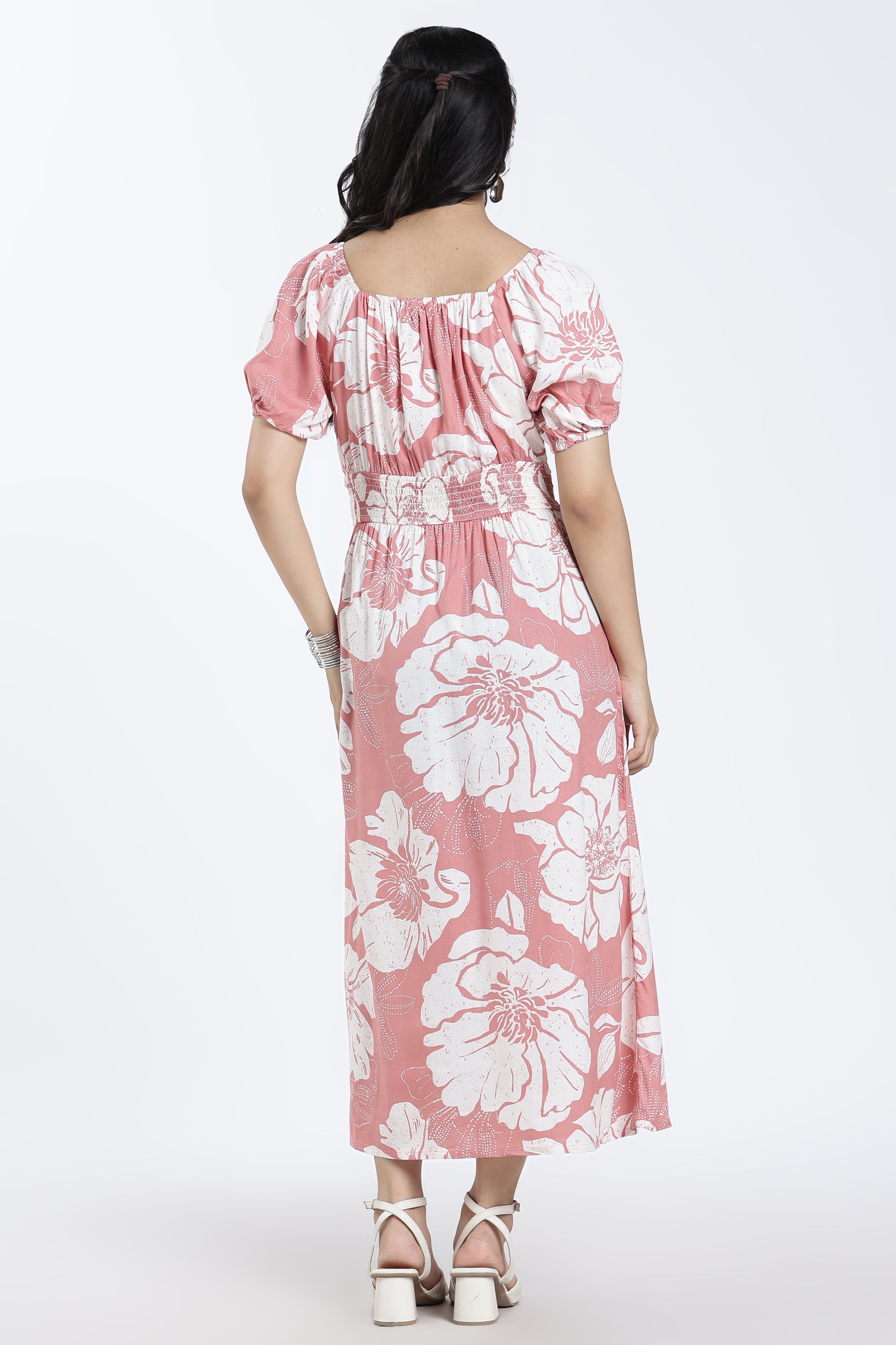 Peach Shirred Flared Fit Dress for Women - Image 5