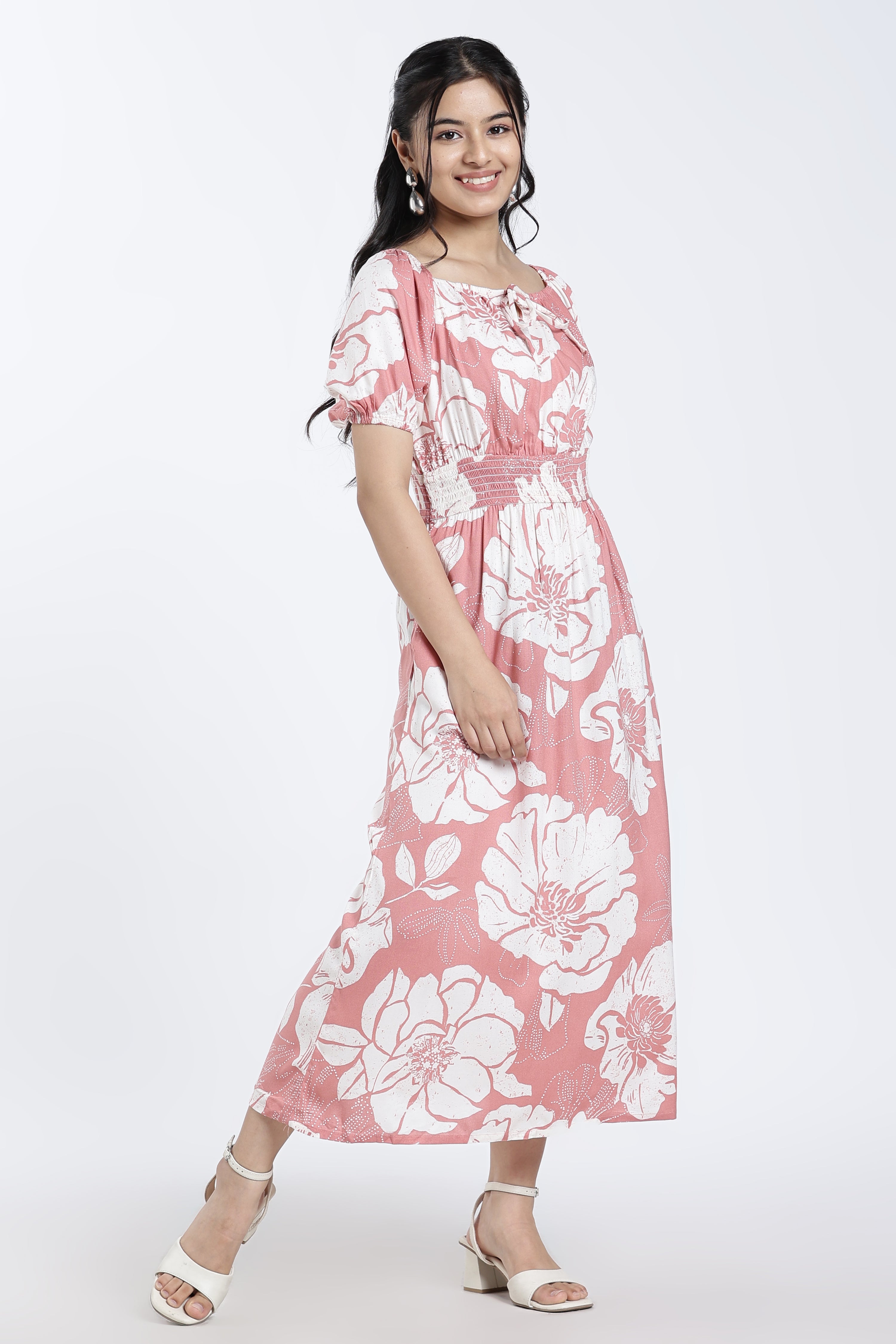 Peach Shirred Flared Fit Dress for Women - Image 6