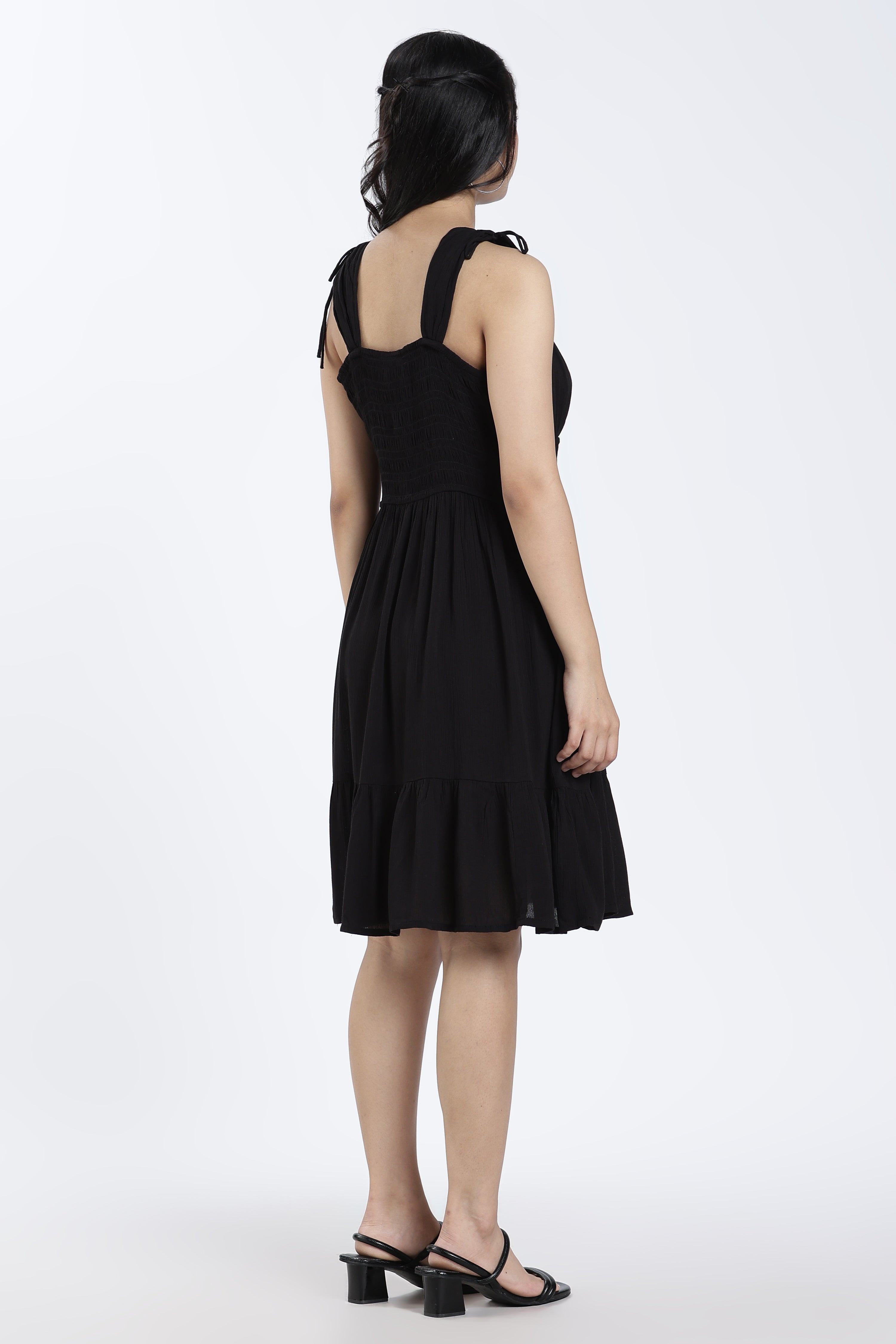 Black Tied Up Regular Fit Dress for Women - Image 4