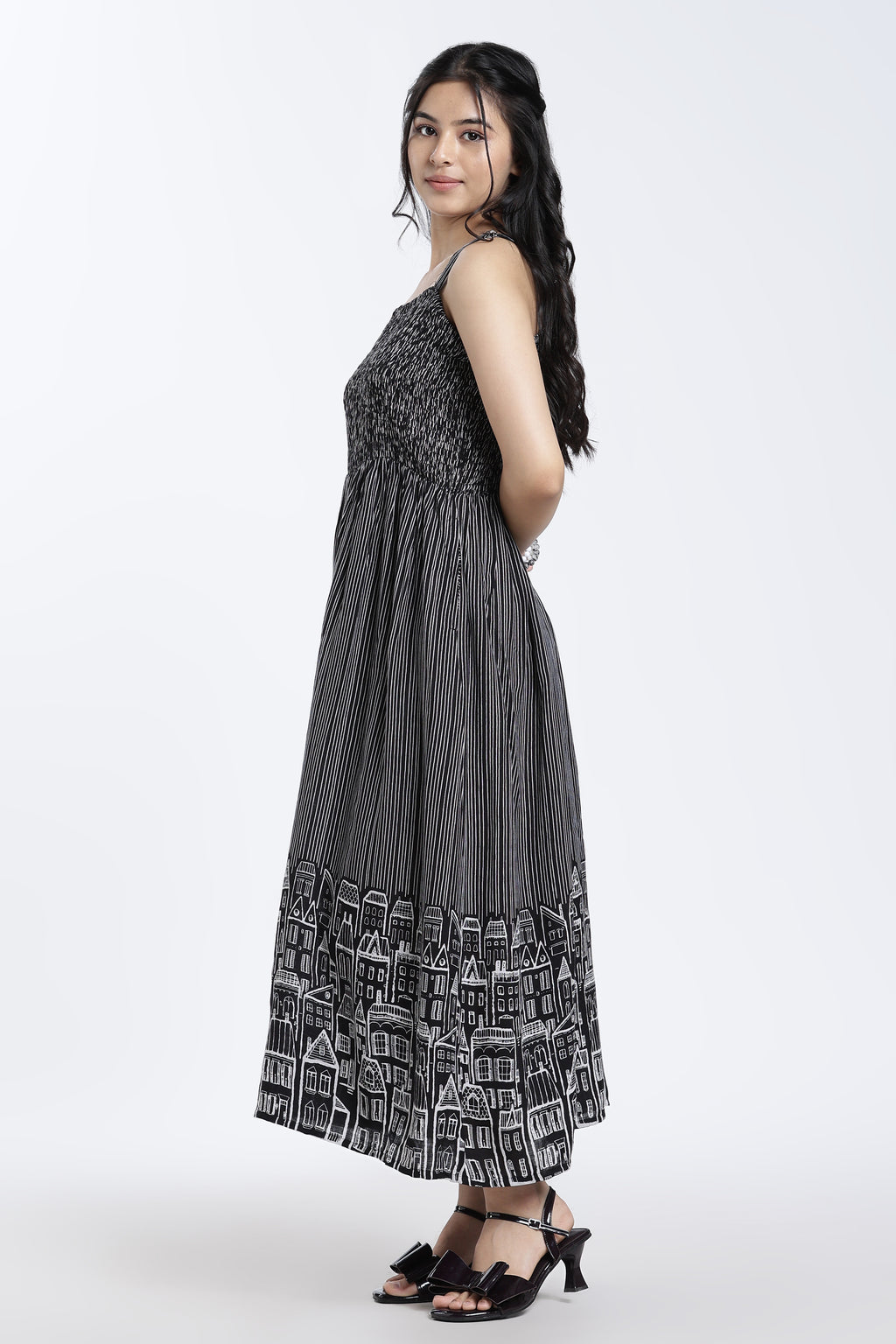 Black Abstract Regular Fit Dress for Women - Image 4