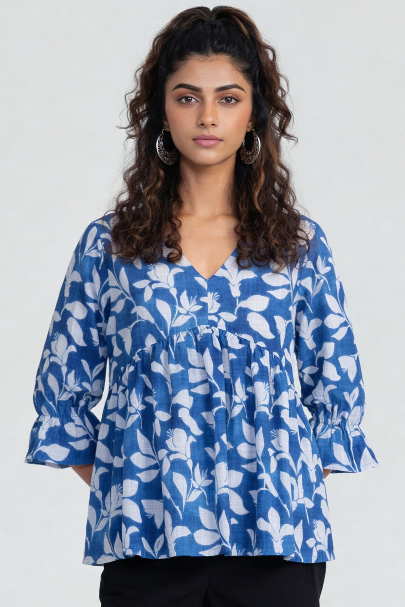 Blue Regular Fit Floral Printed Gathered Tunic For Women - Image 2