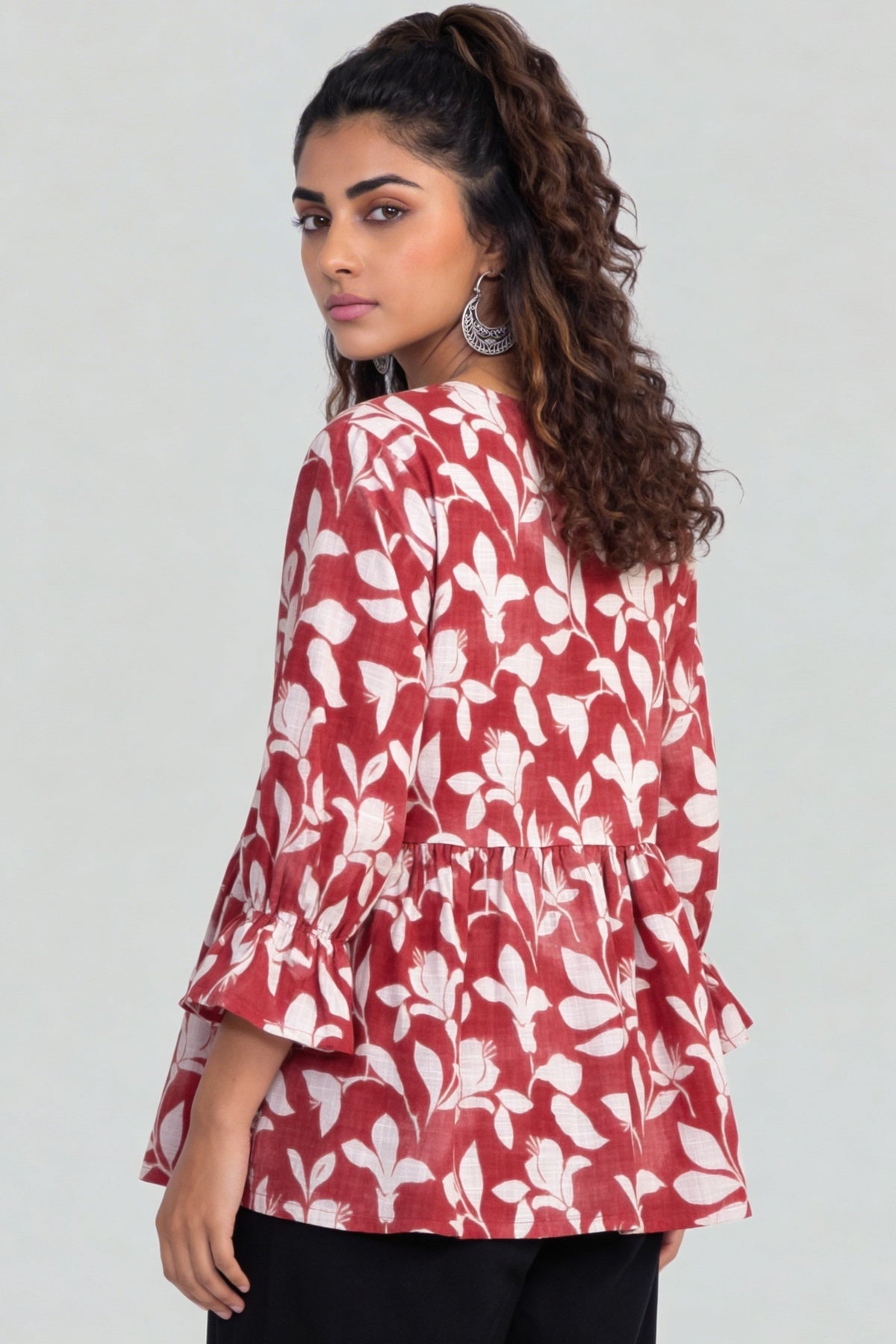 Red Regular Fit Floral Printed Gathered Tunic for Women - Image 5