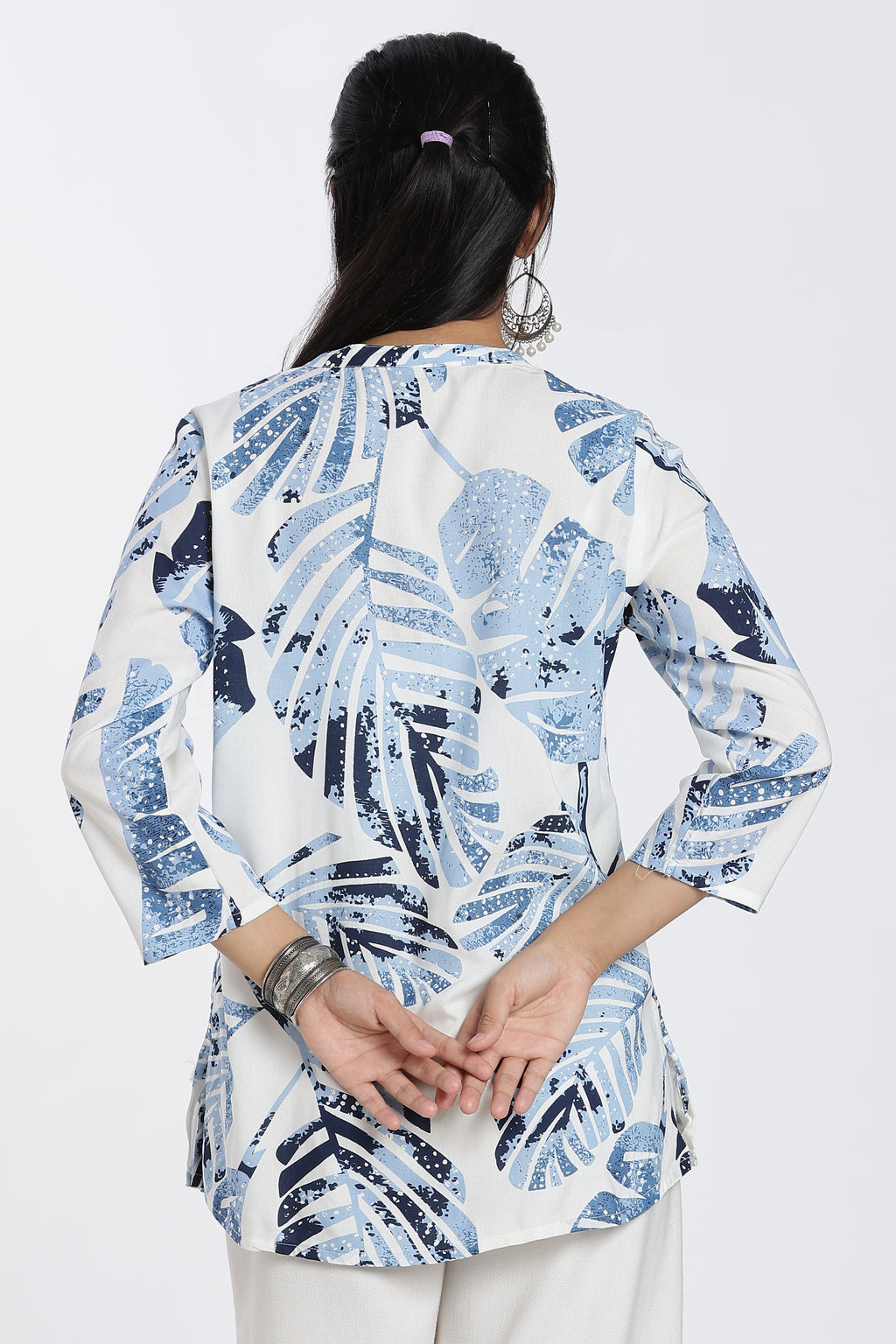 Blue Leaf Print Regular Fit Tunic for Women - Image 5