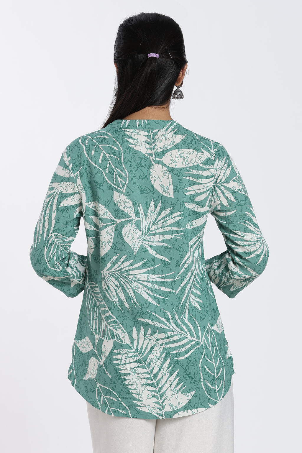 Green Leaf Print Regular Fit Tunic for Women - Image 5