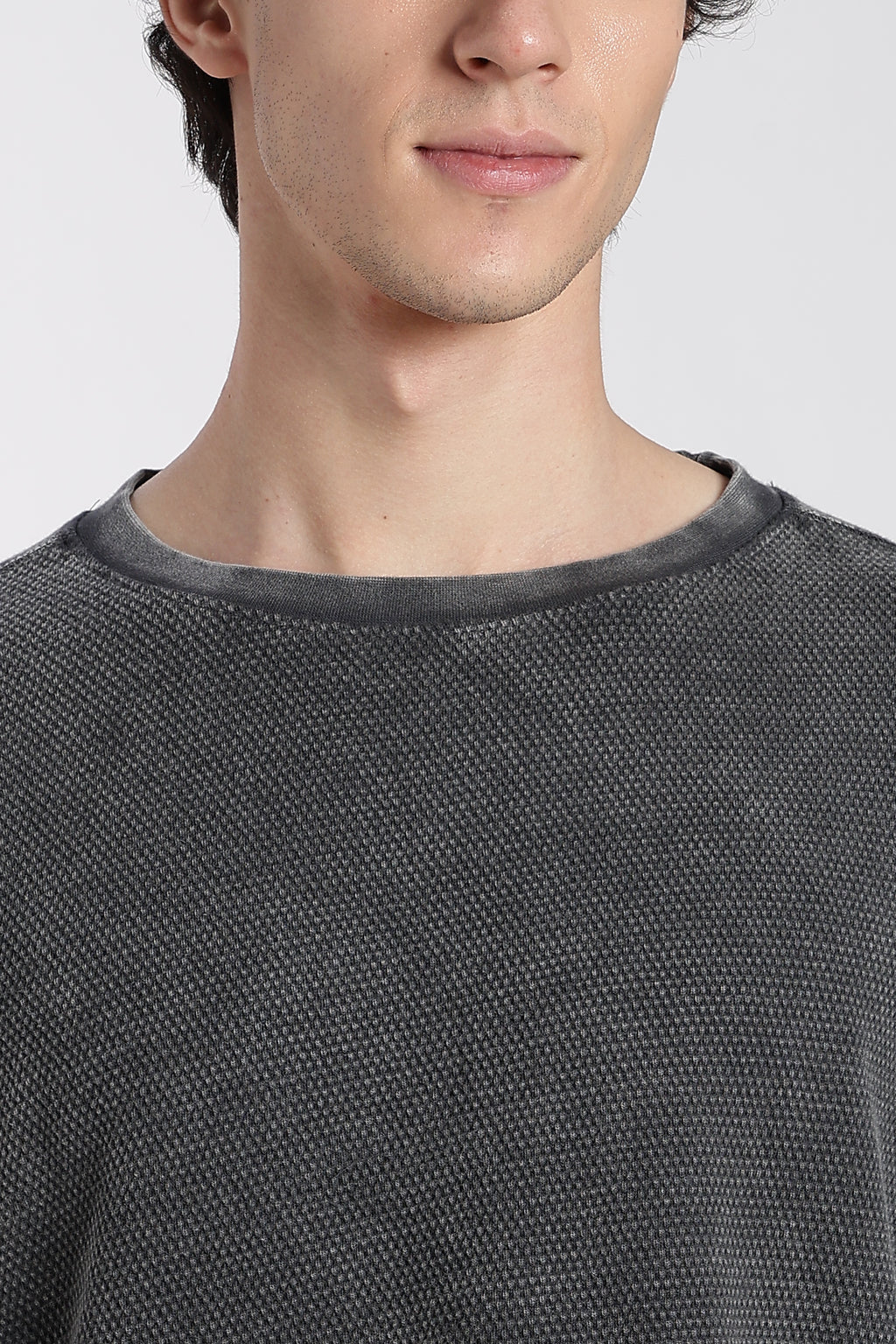 Grey Textured Oversized Fit T-Shirt for Men - Image 3