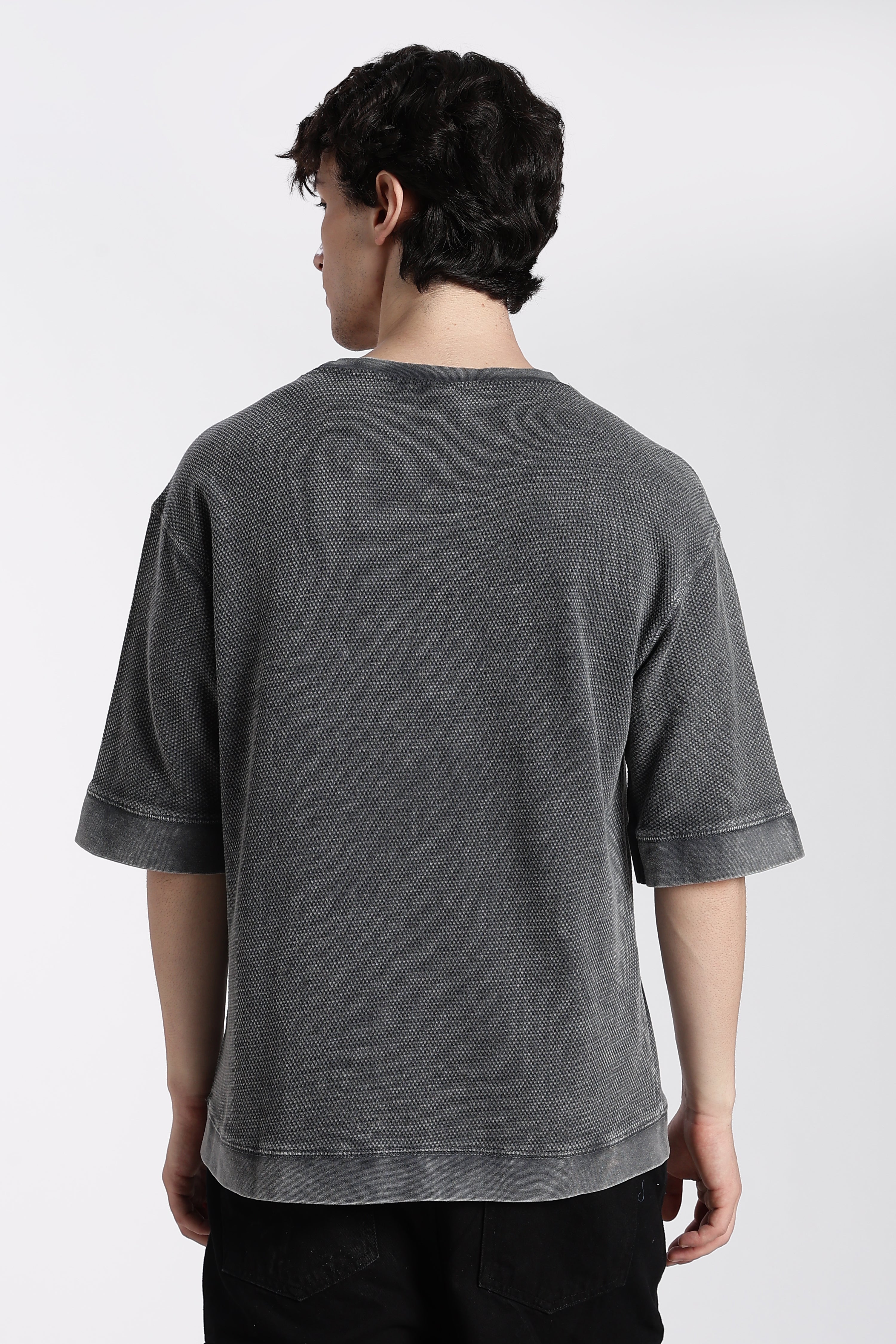 Grey Textured Oversized Fit T-Shirt for Men - Image 5