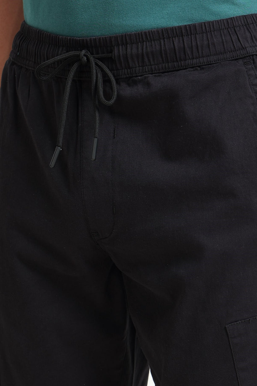 Black Solid Regular Fit Casual Trouser for Men - Image 3