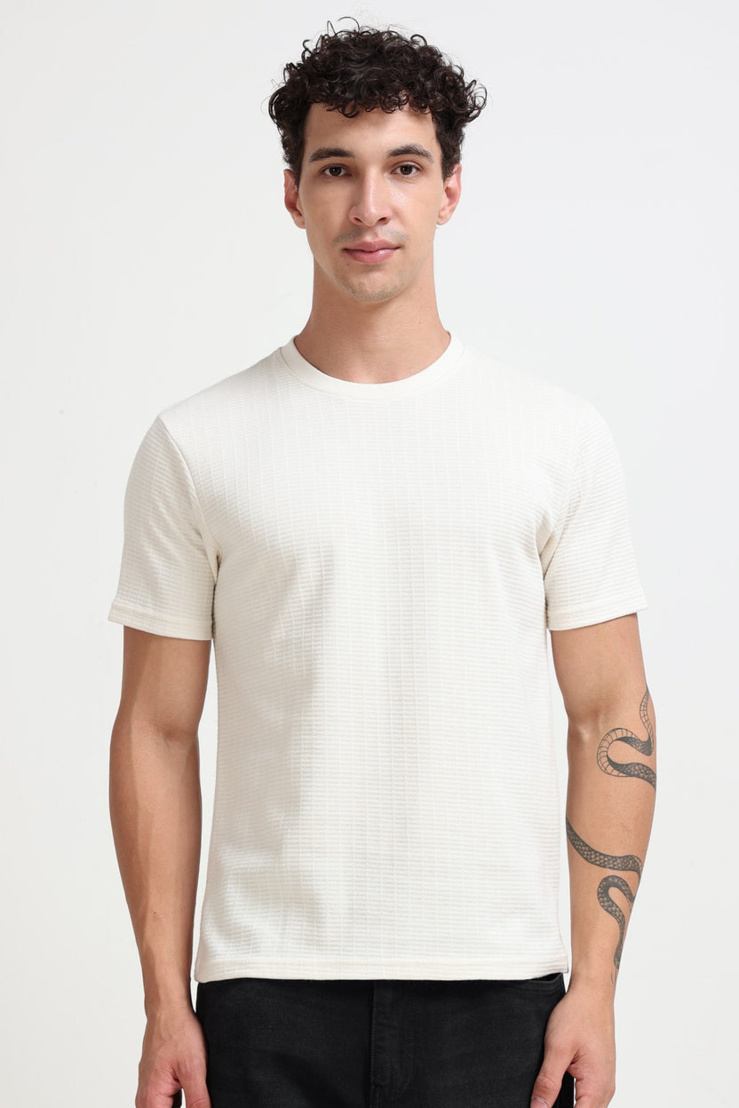Off White Textured Regular Fit T-Shirt For Men - Image 2
