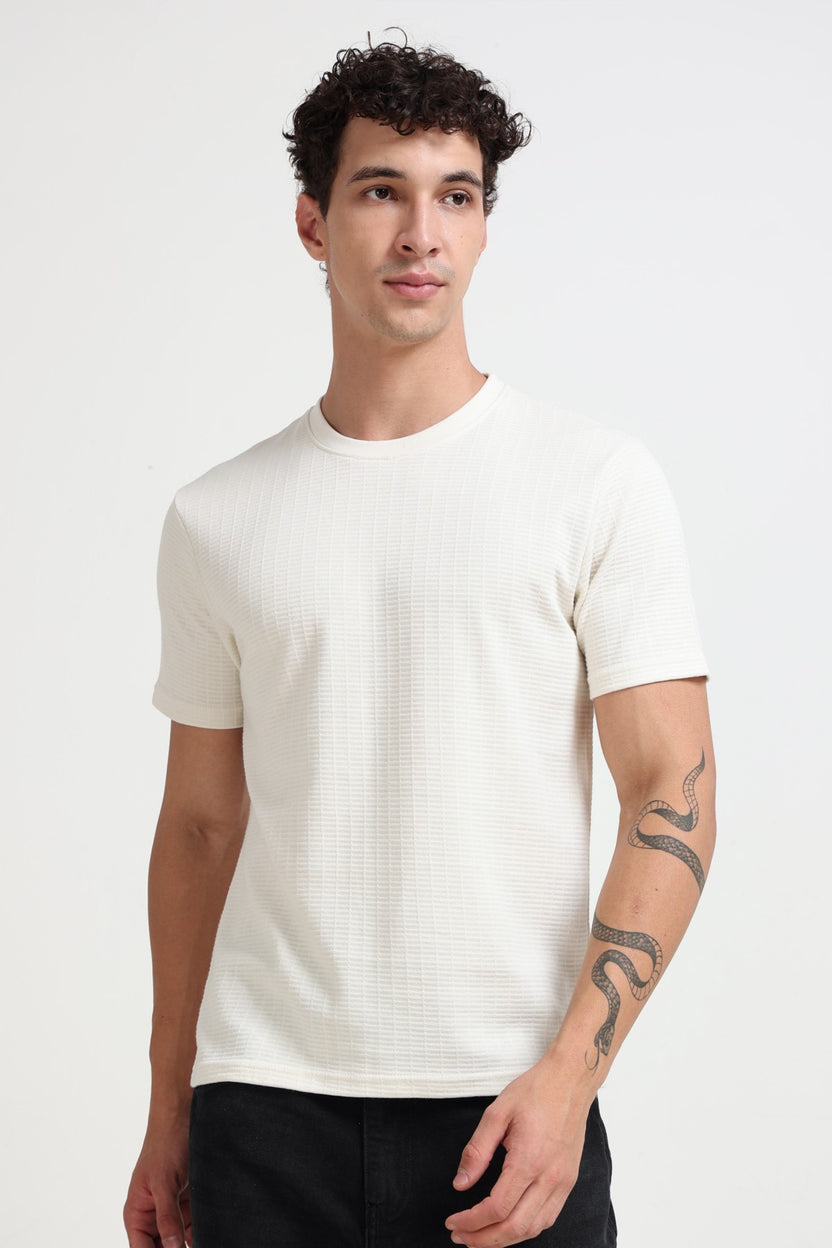 Off White Textured Regular Fit T-Shirt For Men - Image 4