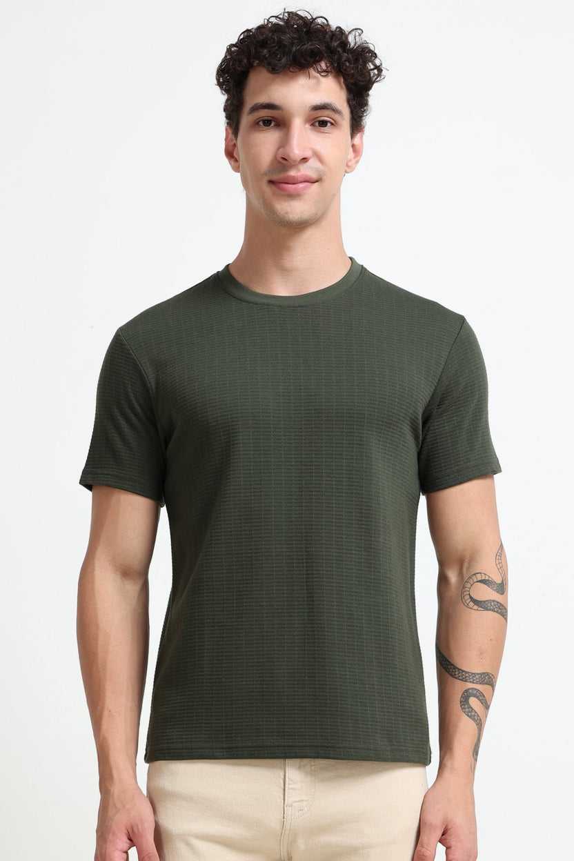 Olive Textured Regular Fit T-Shirt For Men - Image 2