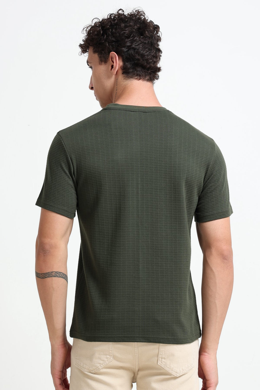 Olive Textured Regular Fit T-Shirt For Men - Image 5