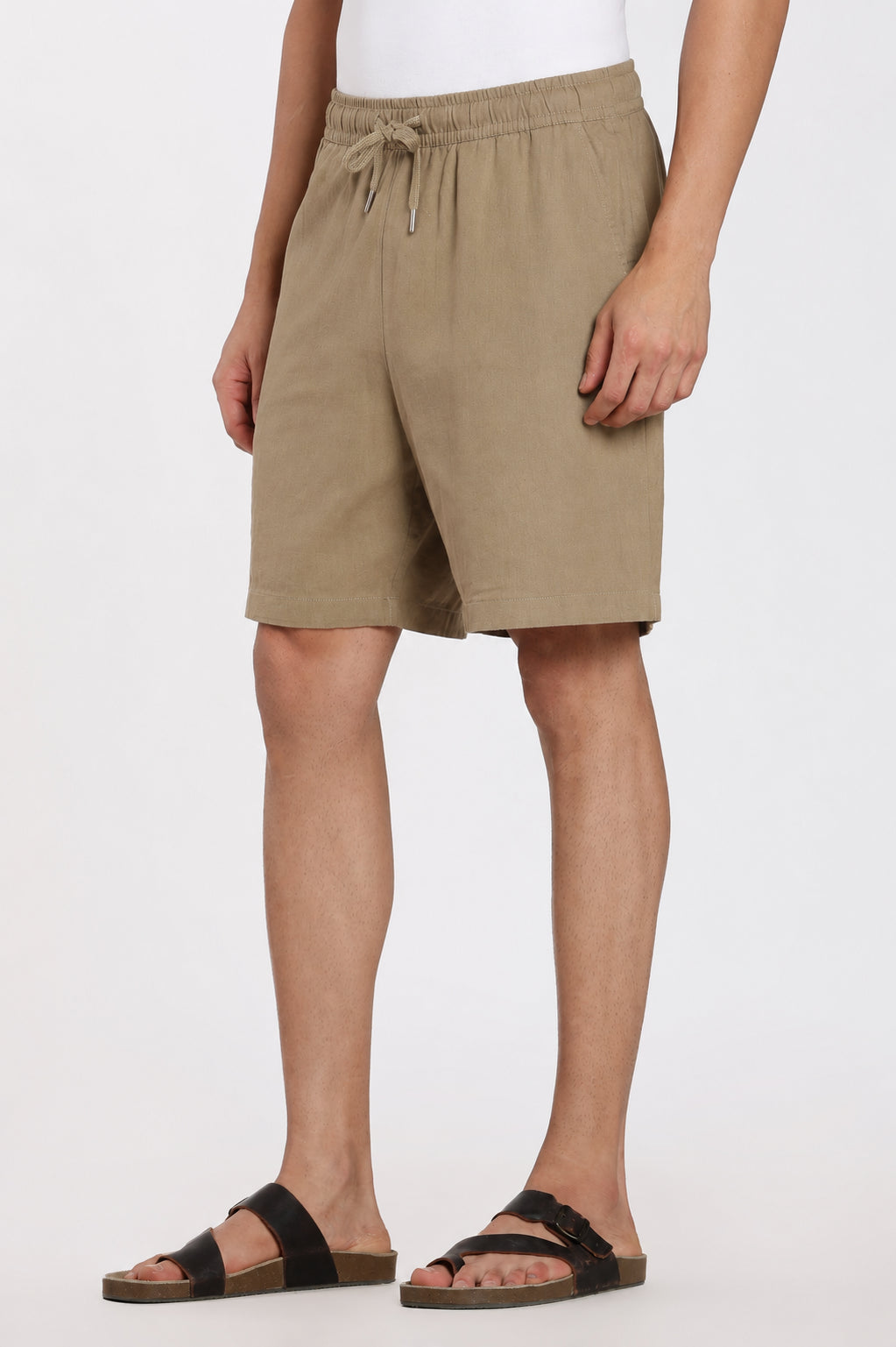 Khaki 3 Pocketed Regular Fit Shorts for Men - Image 4