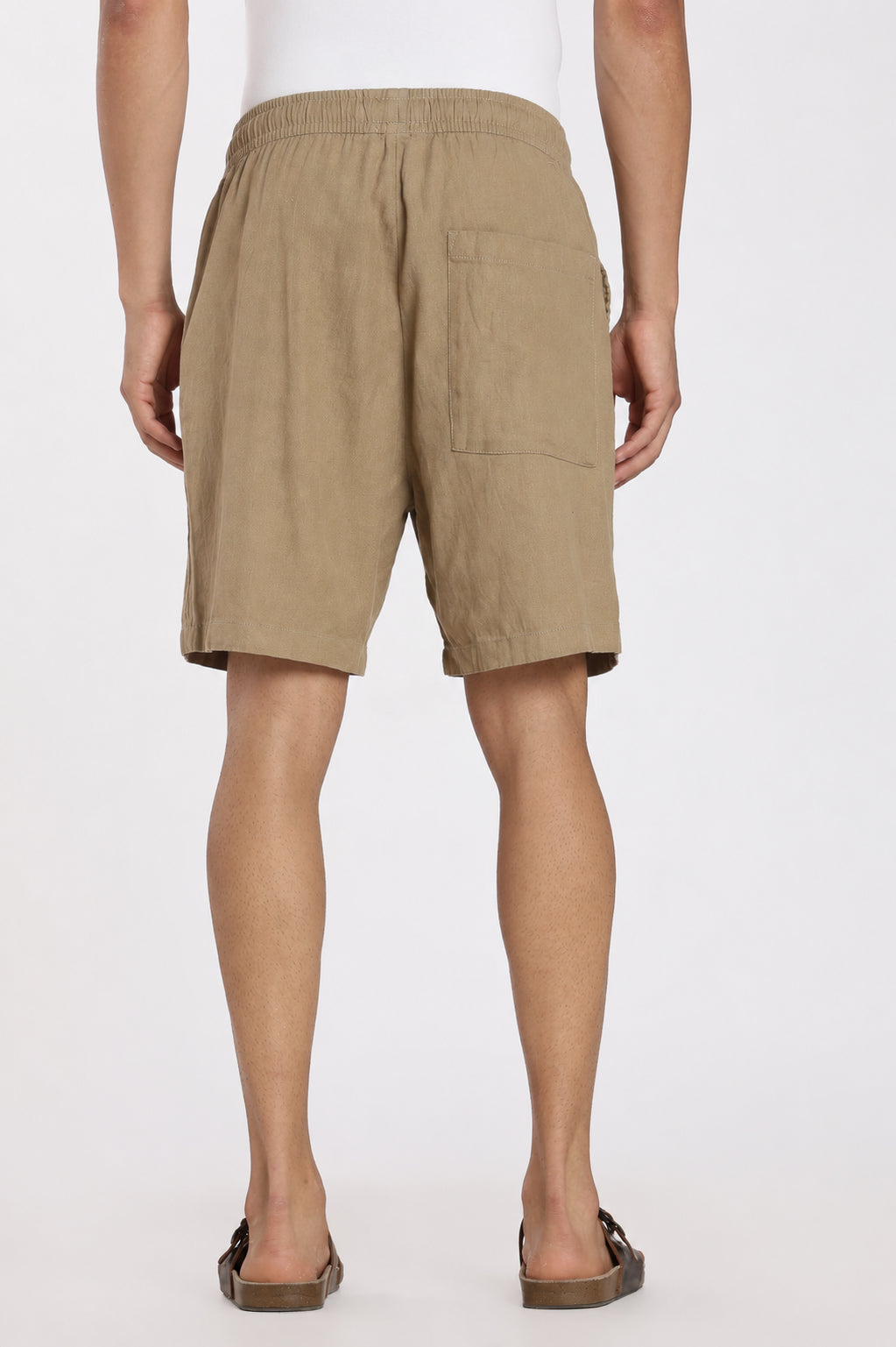 Khaki 3 Pocketed Regular Fit Shorts for Men - Image 5