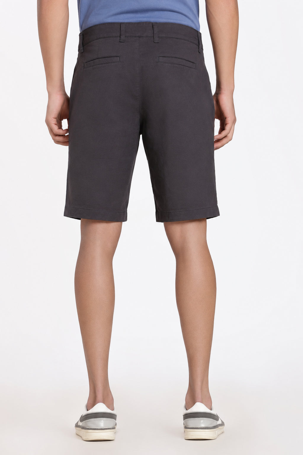 Black Solid Regular Fit Shorts For Men - Image 5