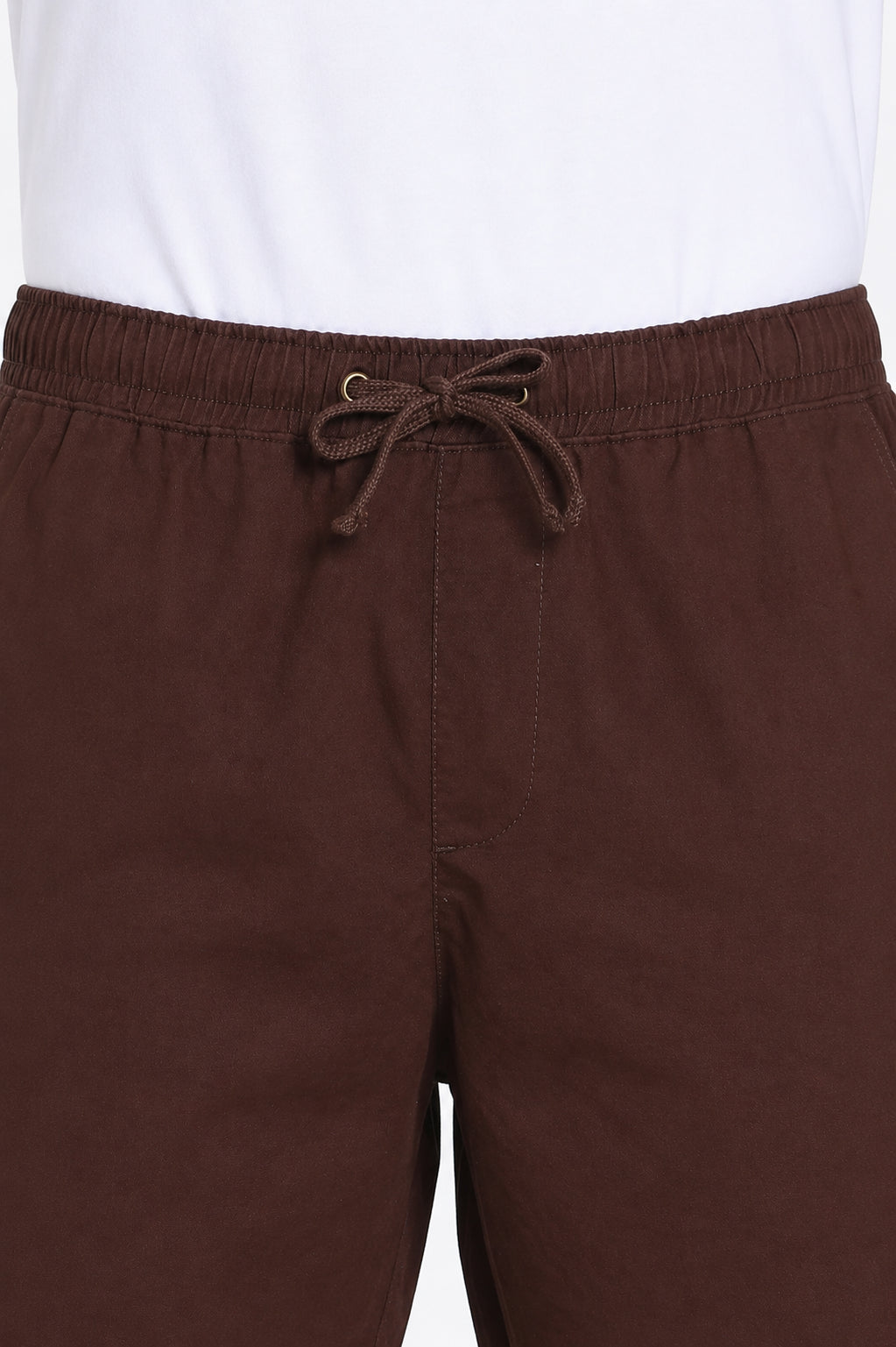 Chocolate 3 Pocketed Regular Fit Shorts For Men - Image 3