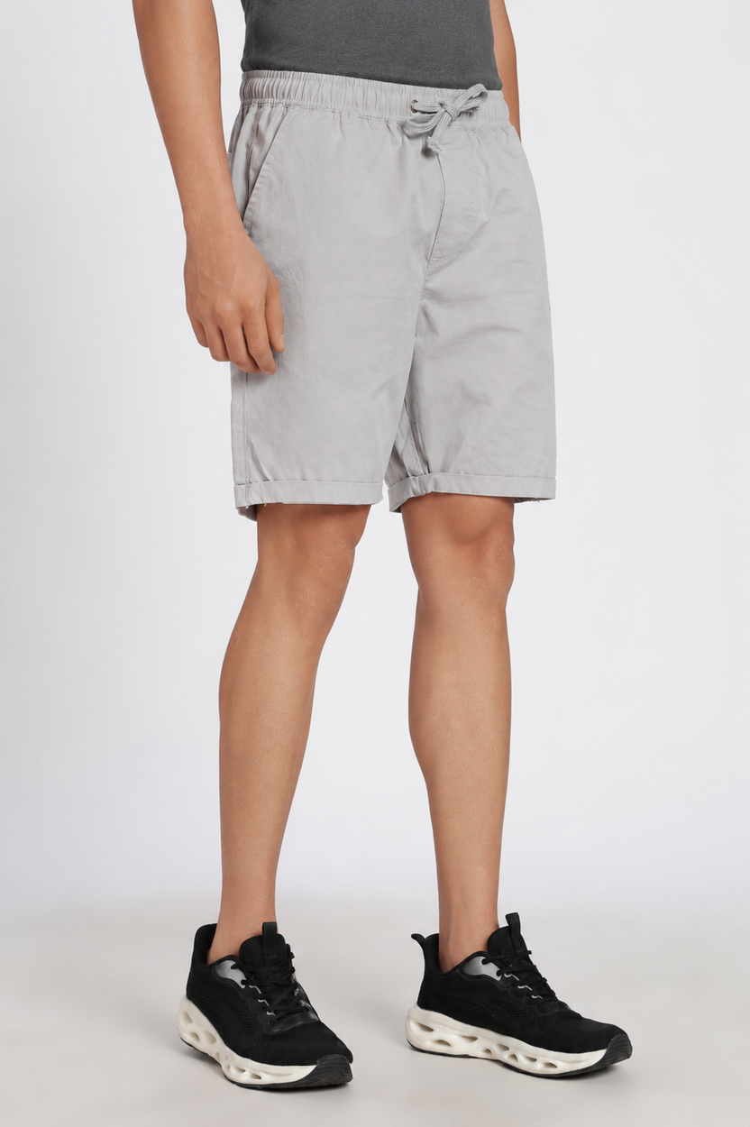 Light Grey 3 Pocketed Regular Fit Shorts For Men - Image 4