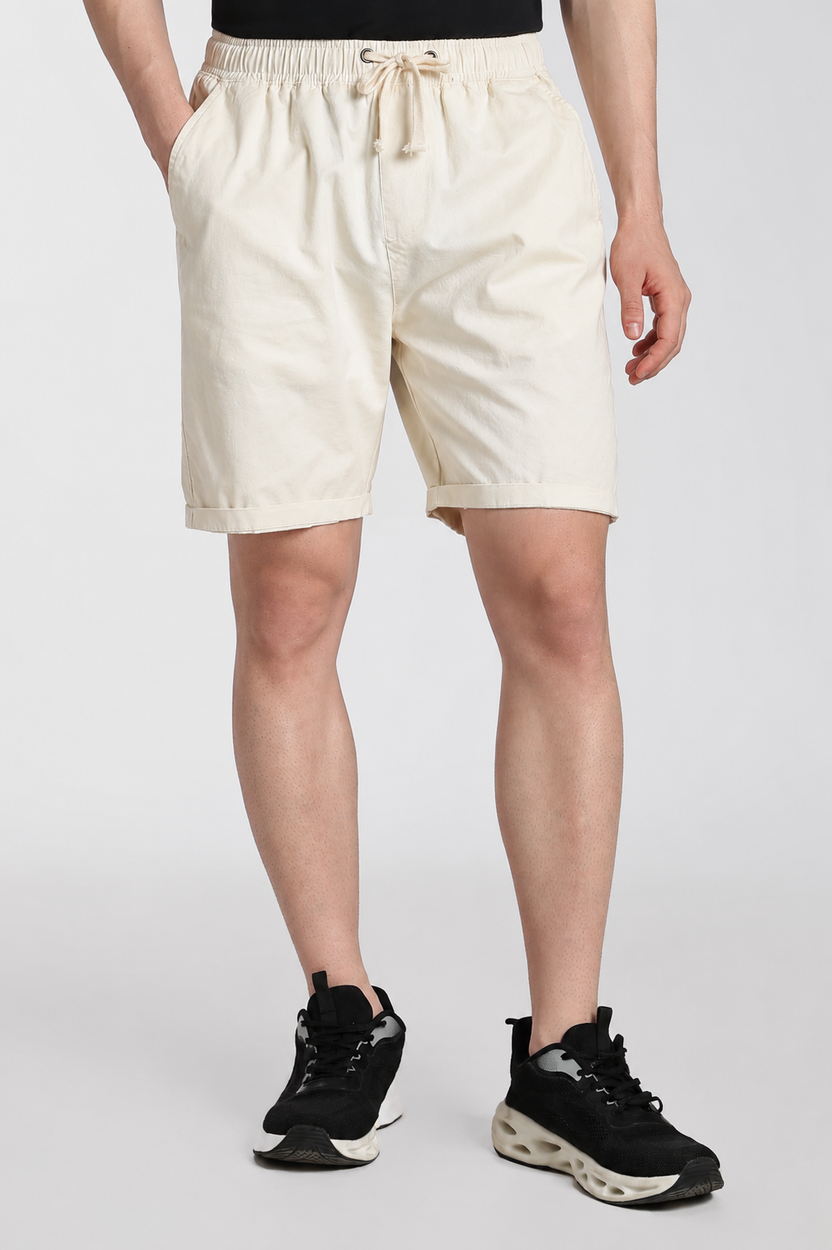 Off White 3 Pocketed Regular Fit Shorts For Men - Image 2