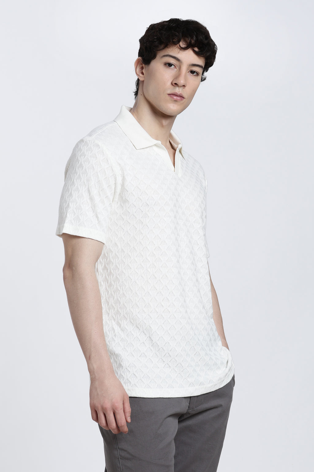 White Textured Regular Fit T-Shirt for Men - Image 4
