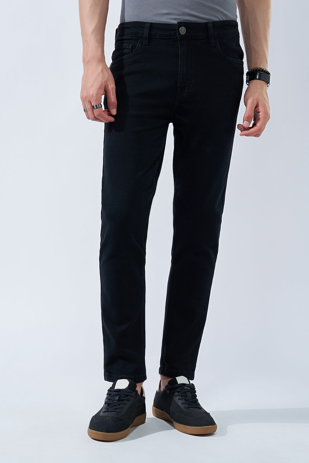 Black Solid Slim Fit Jeans for Men - Image 2