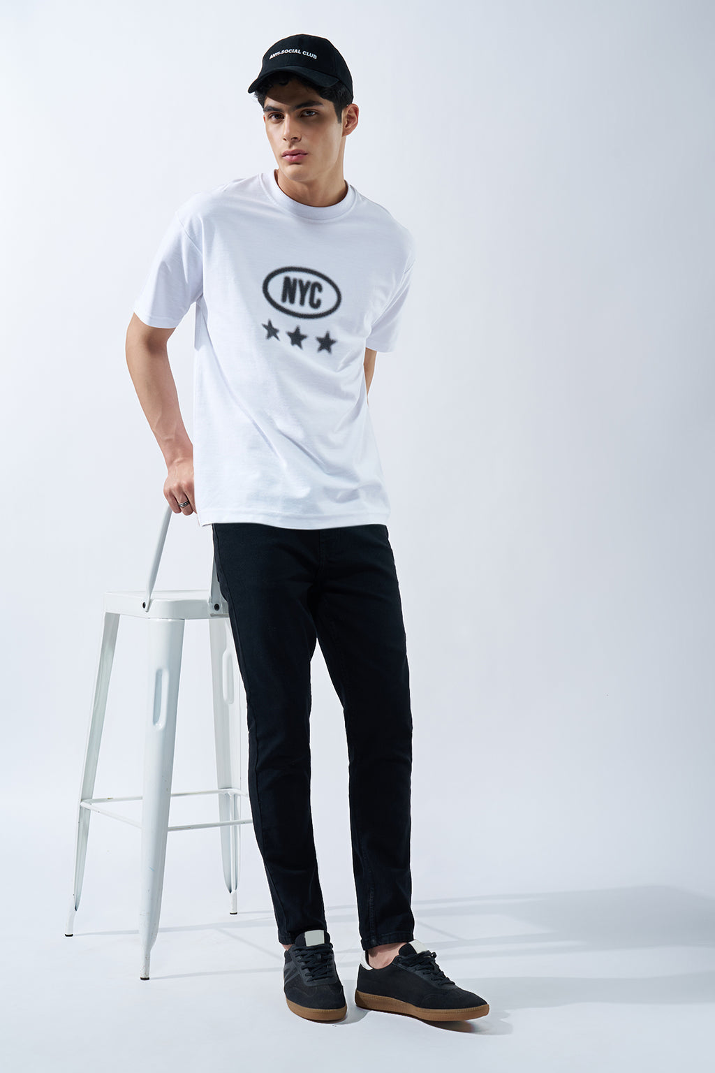 Black Solid Slim Fit Jeans for Men - Image 6