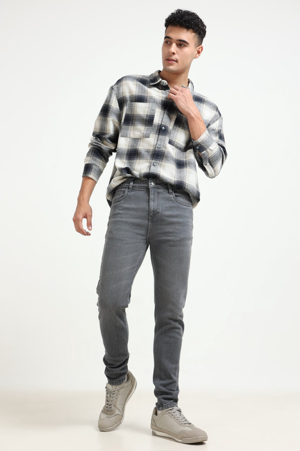 Grey Solid Slim Fit Jeans for Men - Image 5