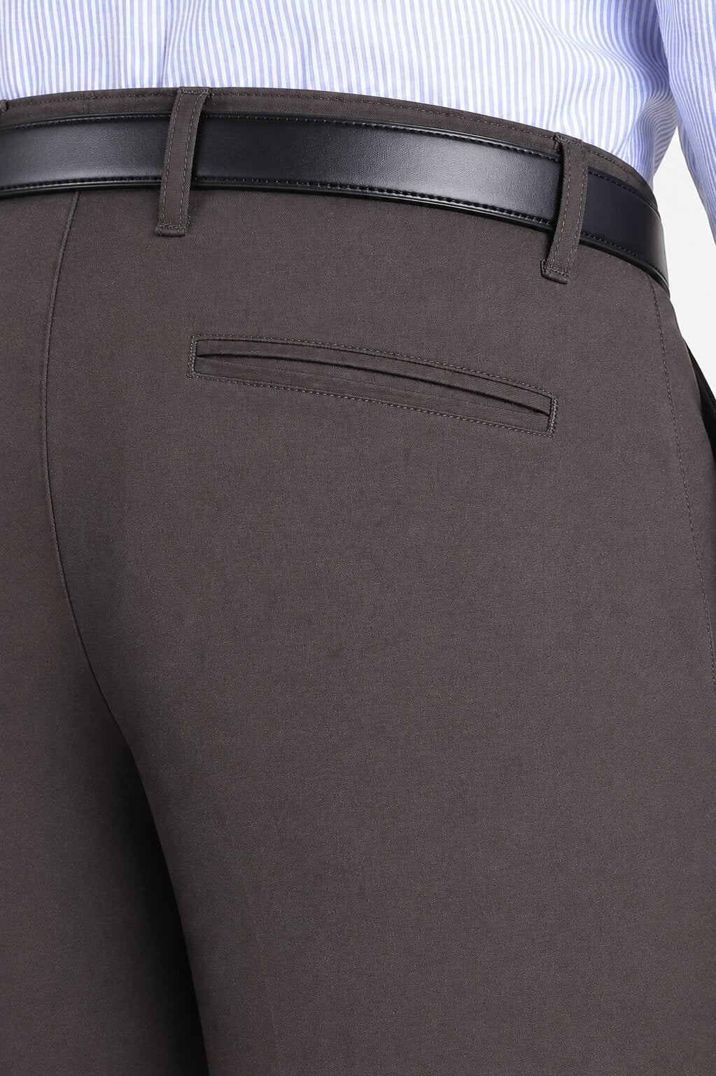 Chocolate Regular Fit 4 Pocketed Chinos for Men - Image 6