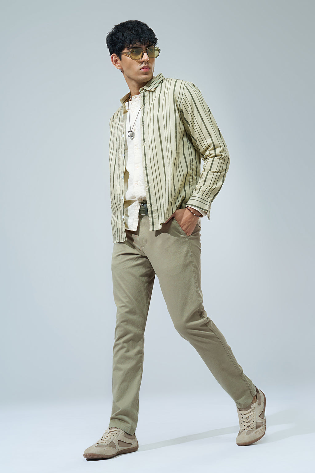 Light Green Solid Regular Fit Trouser for Men - Image 6