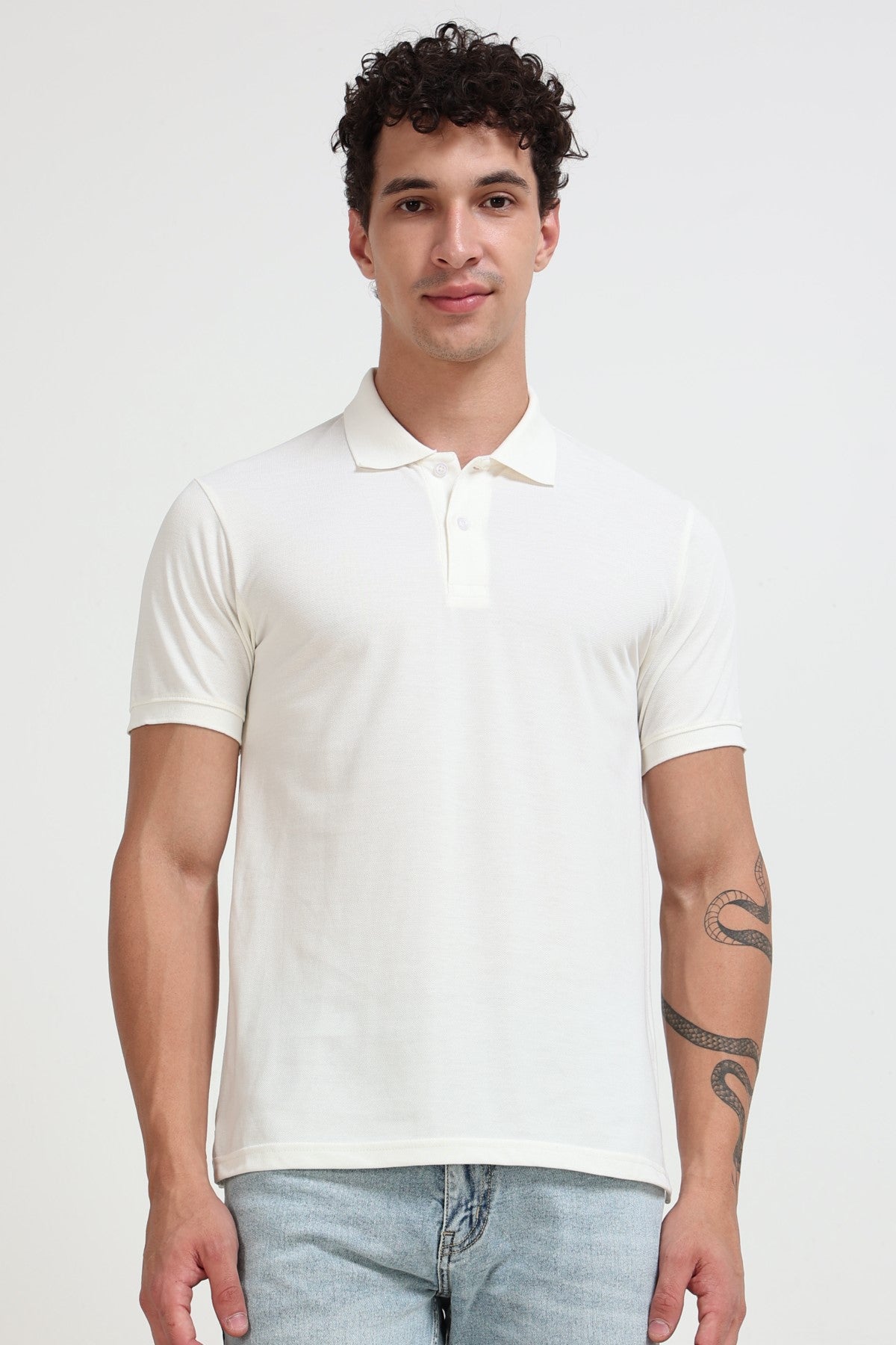 Off White Solid Regular Fit Polo T-Shirt for Men - Image 2