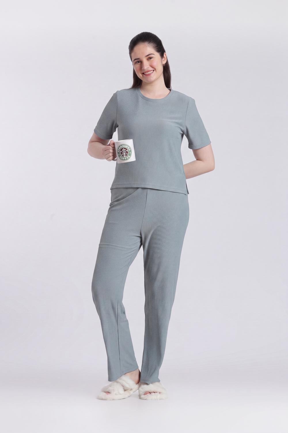 Green Textured Regular Fit T-Shirt For Women - Image 1