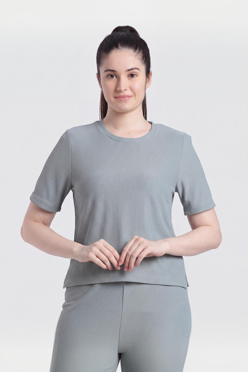 Green Textured Regular Fit T-Shirt For Women - Image 2