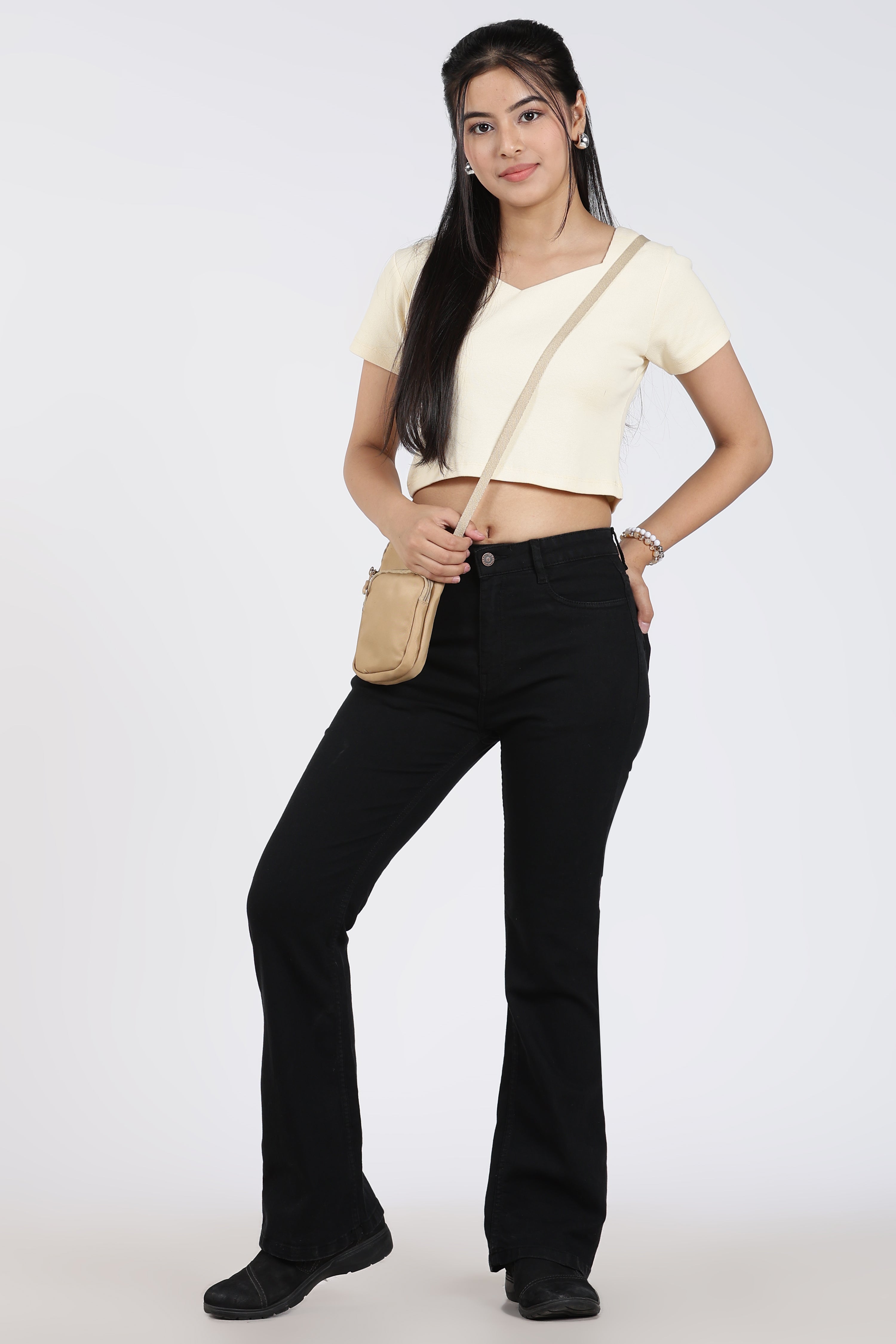 Black 5 Pocketed Regular Fit Jeans for Women - Image 6