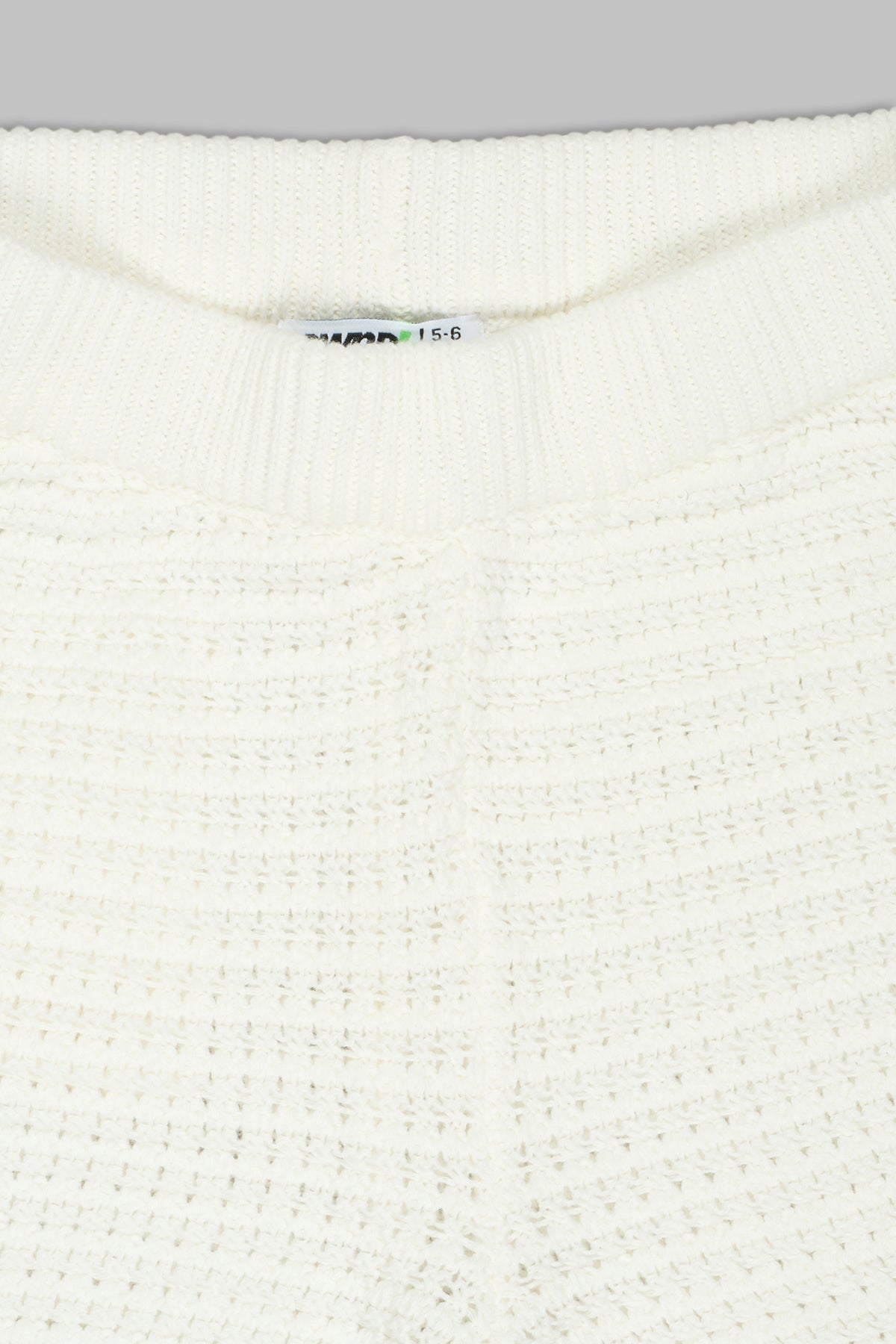 White Self Design Regular Fit Shorts for Girls - Image 3