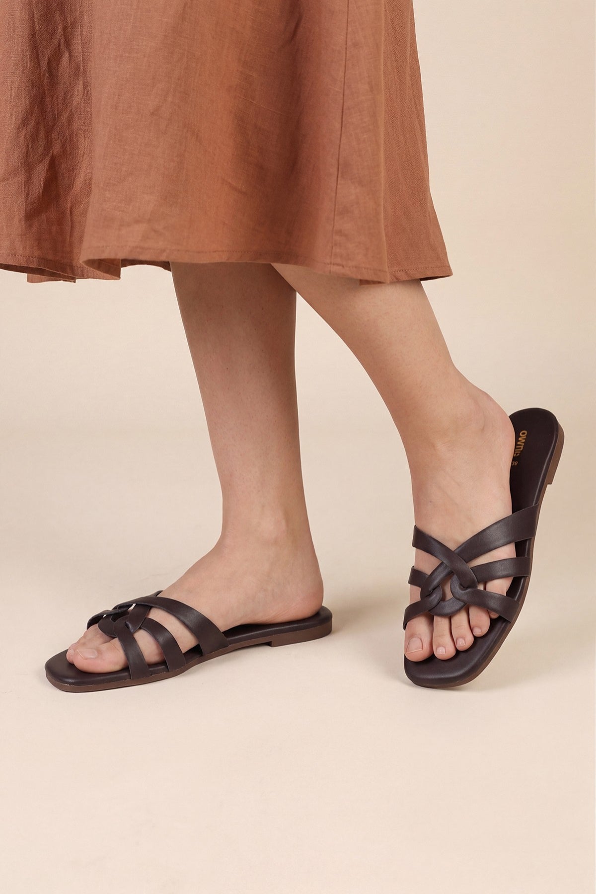 Brown Solid Open Toe Flats for Women - Image 1