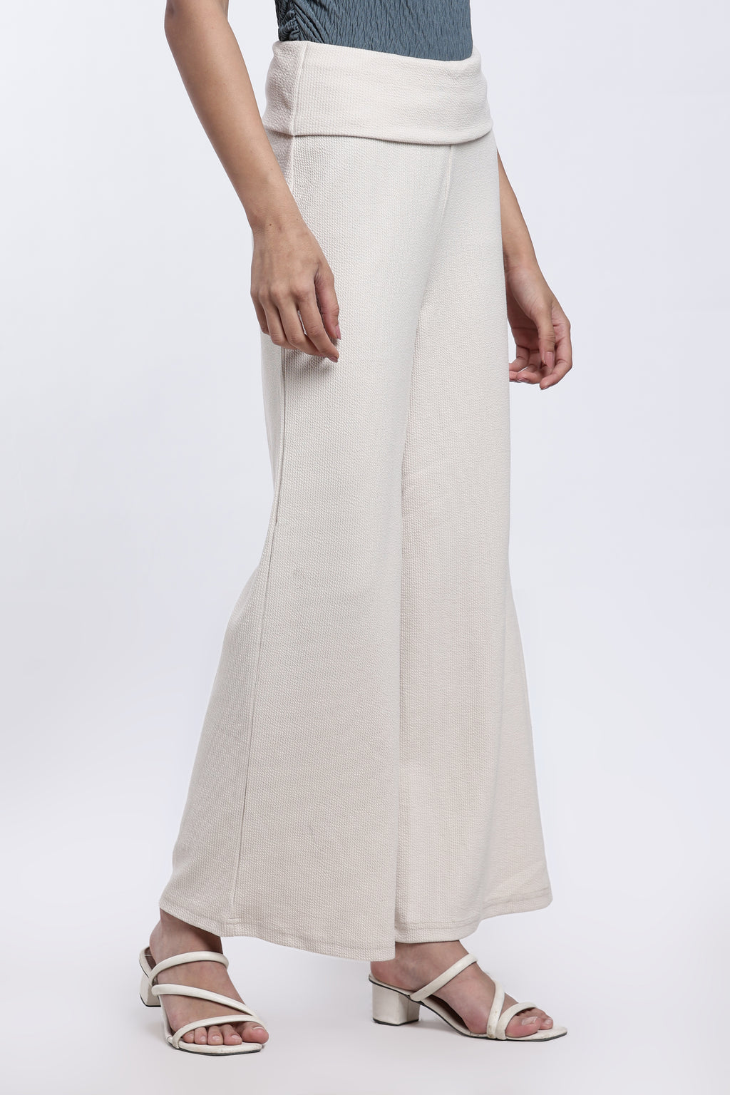 Beige Wide-Leg Pant for Women - Image 4
