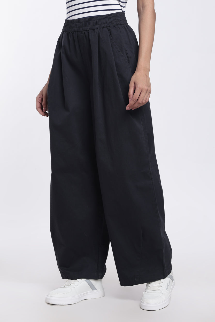 Navy Solid Regular Fit Trouser for Women - Image 4