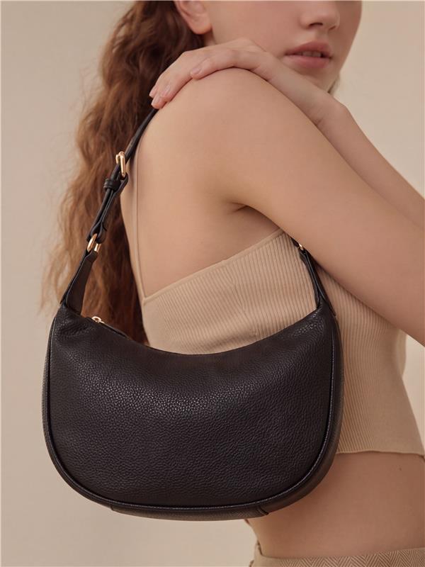 Black Solid Shoulder Bag for Women - Image 1