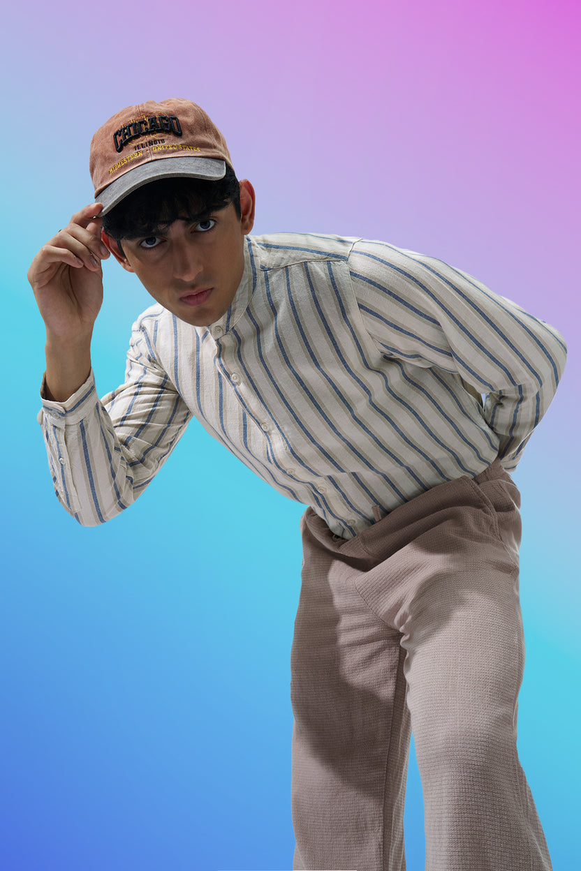 Off White Striped Regular Fit Shirt For Men - Image 1