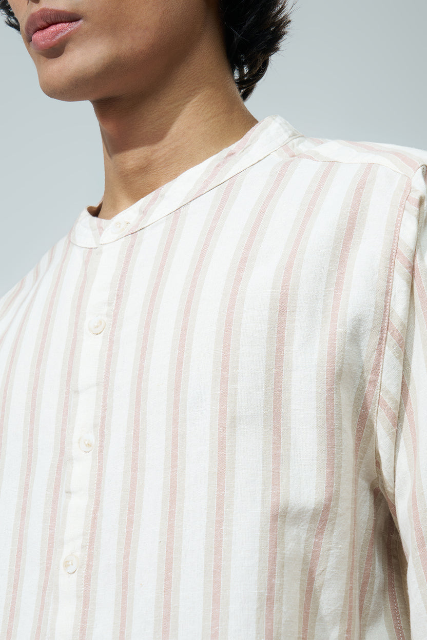 Off White Striped Regular Fit Casual Shirt For Men - Image 3