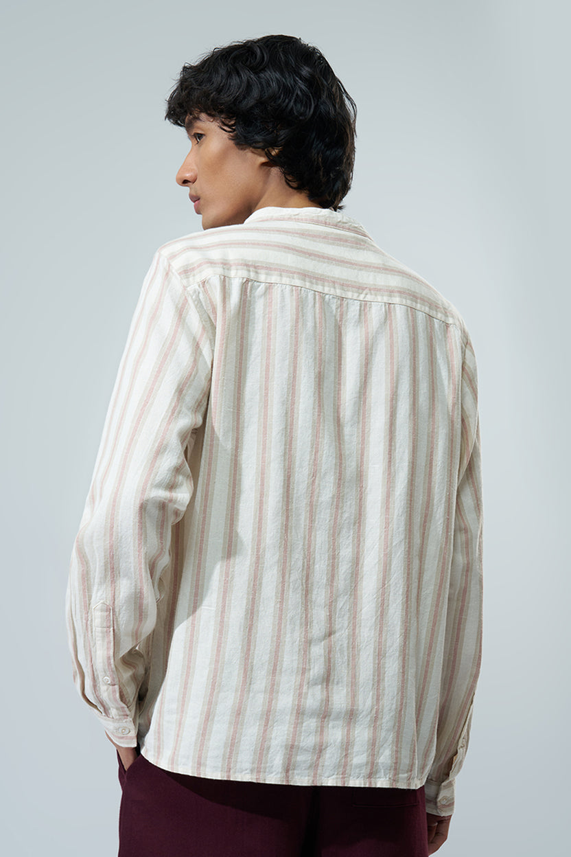 Off White Striped Regular Fit Casual Shirt For Men - Image 5