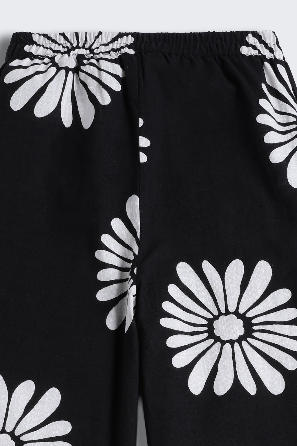 Black Floral Printed Mid Rise Regular Fit Pant for Tweens Girls - Image 4